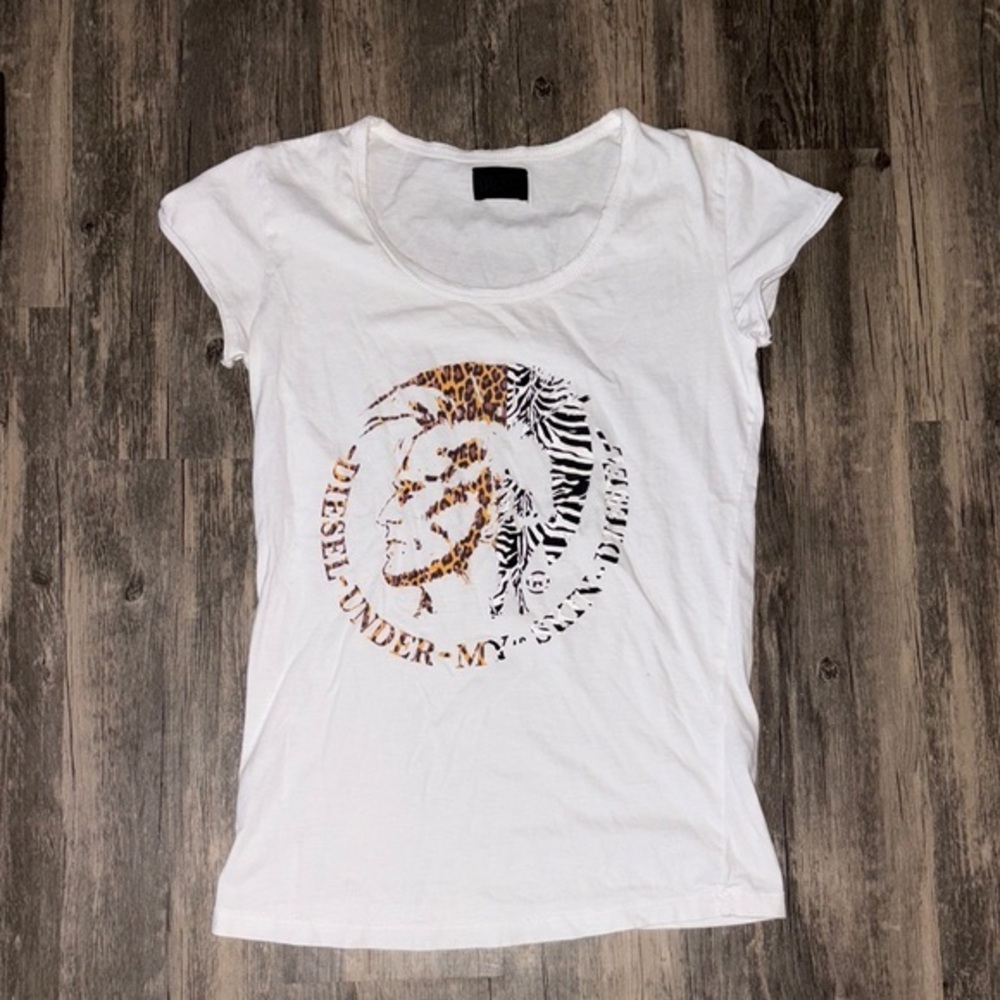 Diesel woman’s tee - Y2K - small excellent